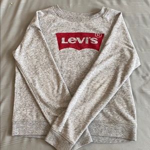 Gray Levi’s Crew-neck